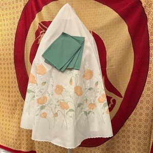 Floral Tablecloth with Matching Green Cloth Napkins